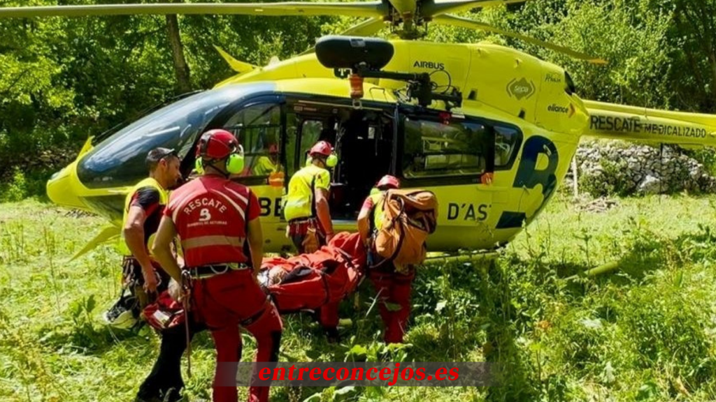 Un varón fue rescatado este viernes 26 de septiembre en la localidad de Ujo (Mieres) tras sufrir una caída al río, siendo evacuado posteriormente al Hospital Universitario Central de Asturias (HUCA) en helicóptero medicalizado.